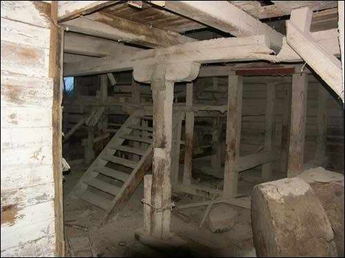 Ostaszyno. Młyn wodny 