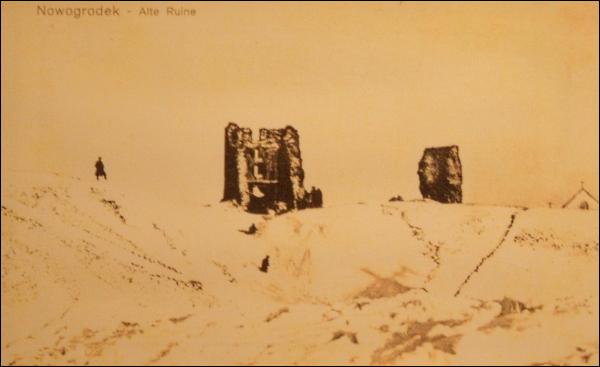  - Miasto na starych pocztówkach . 