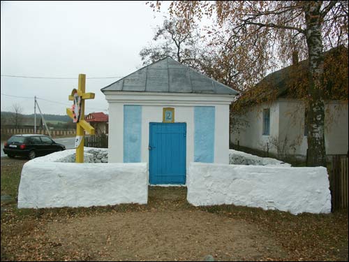 Piaseczno. Kapliczka przydrożna 