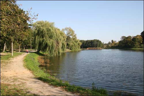  - Manor of Kasakoŭski. The pond