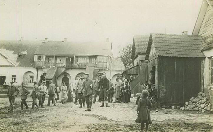 Bierastavica Vialikaja. Town streets 