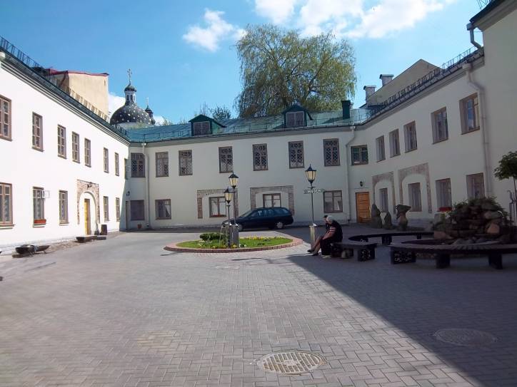  - Палац Храптовічаў. 