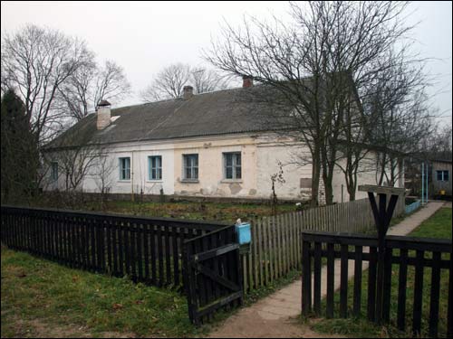Pacyniany (Pałonka) |  Landscapes . Former farm-yard buildings?