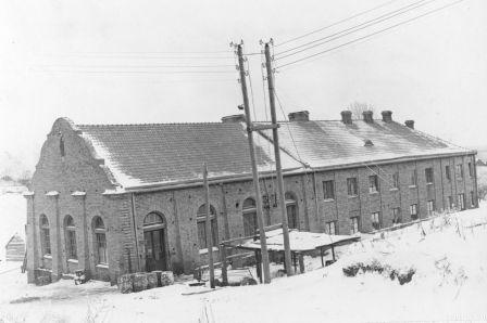  - Miasto na starych fotografiach . 