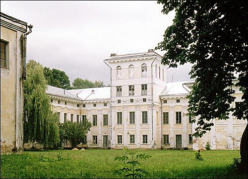 Жиличи (Добосна). Дворцово-парковый ансамбль Булгаков