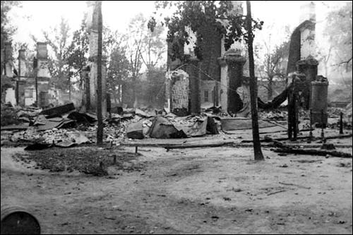 Town photos from WWII period  . Mahilou. Ruins of town. Photo made at 27.07.1941  - Town photos from WWII period . Mahilou. Ruins of town. Photo made at 27.07.1941