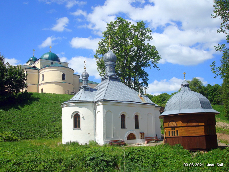 Pustynki. Monaster Zaśnięcia NMP