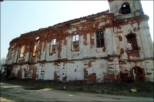 Ануфриево (Селец) |  Церковь Святого Онуфрия. Боковой фасад, фрагмент