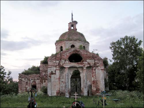 Старая Вадва |  Царква Покрыва Прасвятой Багародзіцы. Галоўны фасад