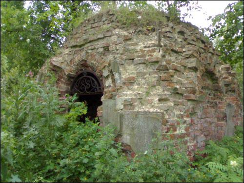 Bychów. Cmentarz chrześcijański