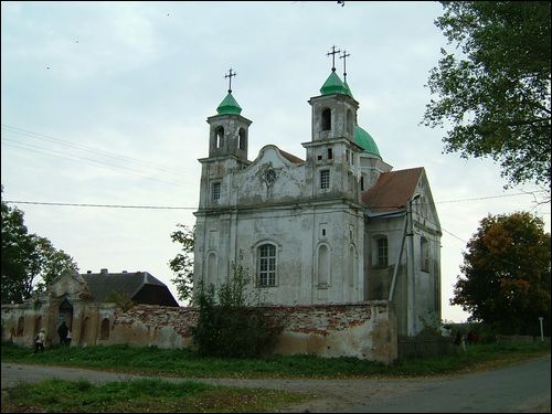 - Catholic church of the Holy Trinity. Exterior