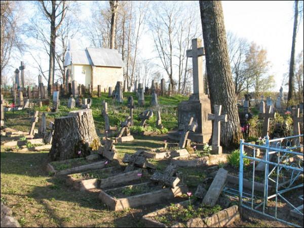 Radaškovičy. cemetery Soldierly