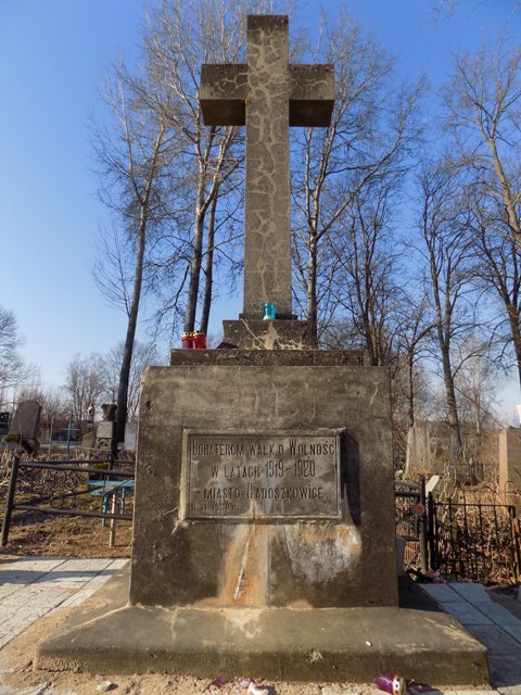 Radaškovičy. cemetery Soldierly