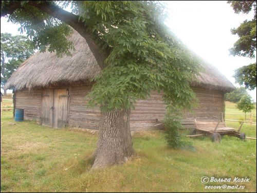  -  Maksim Bahdanovič Museum. 