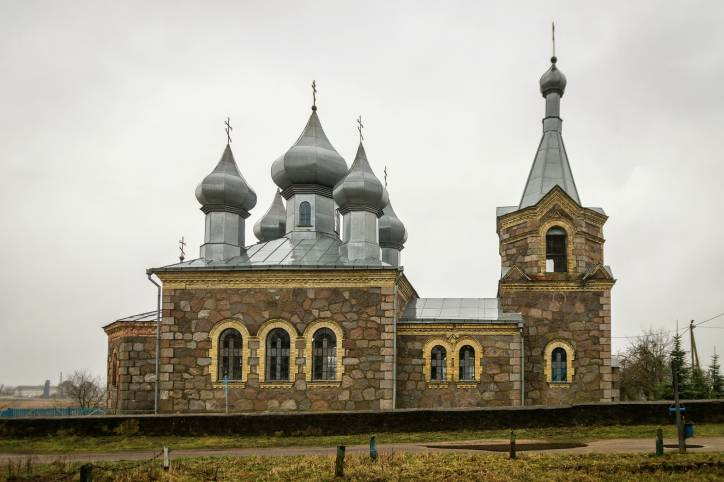 Старые Габы |  Церковь Святого Николая Чудотворца. Боковой фасад