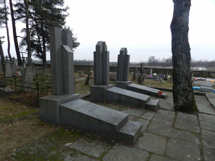 Derewna. Cmentarz katolicki. Kaplica