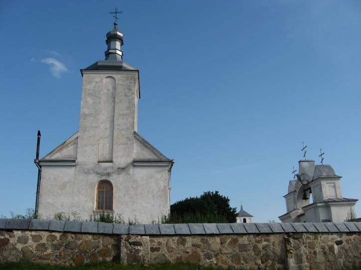 Свержень Новый |  Церковь Успения Пресвятой Богородицы. Вид спереди