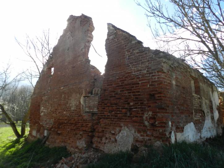  - Zespół dworsko-parkowy Brochockich. 