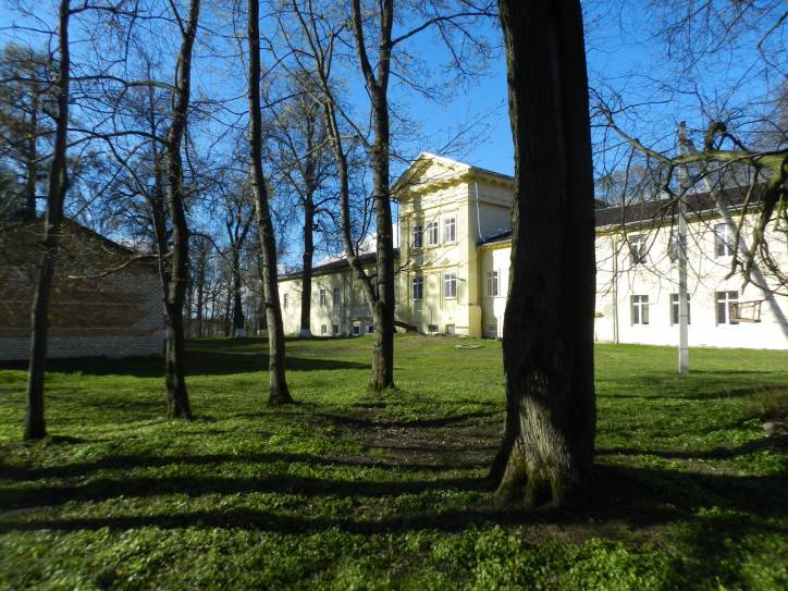  - Zespół dworsko-parkowy Brochockich. 