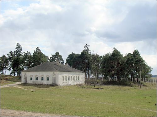 Даўгінава |  Могілкі габрэйскія. Габрэйскія могілкі ў Даўгінаве (04.2007)