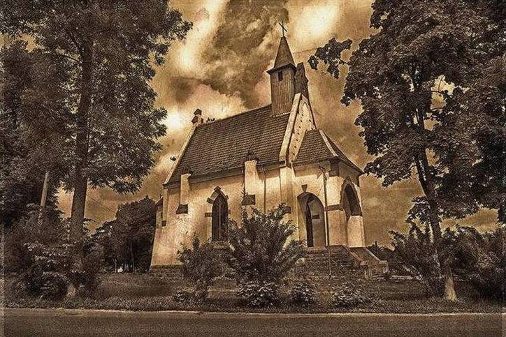  - Костёл Рождества Пресвятой Девы Марии. 