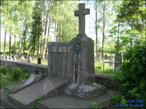 Канстанцінава |  Могілкі старыя каталіцкія. Капліца. 