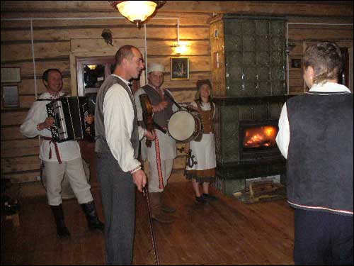  -  Siedziba Biełych «Marcinowa gęś». ...I muzyka...