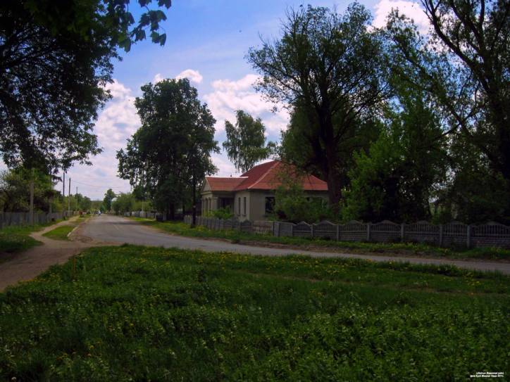  -  Будынак адміністрацыі гміны. Выгляд ад дарогі