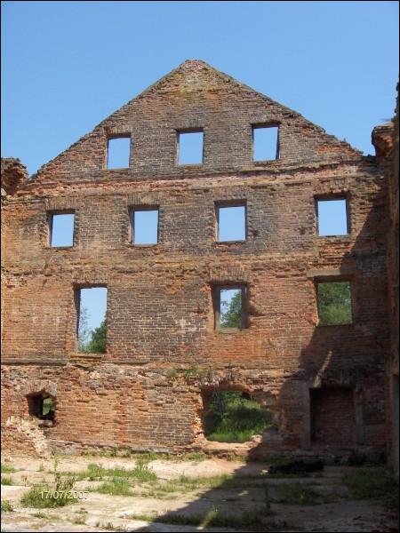  - Młyn wodny . 