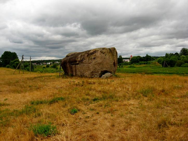 Камень |   Валун 