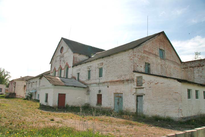 Погост |  Винокурня . Здание бывшей винакурни в Погосте
