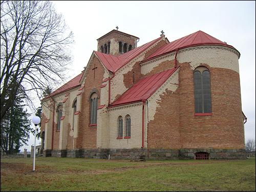 Chatava. Catholic church of the Sacred Heart of Jesus