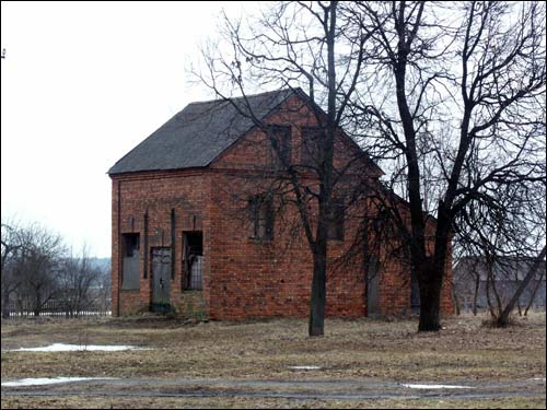 Pokrašava. Distillery 