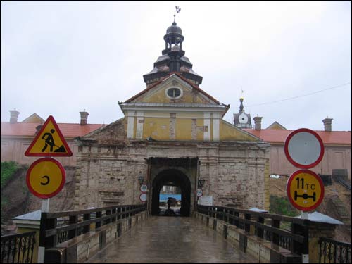 Нясвіж. Замак Радзівілаў Рэканструкцыя, 2006