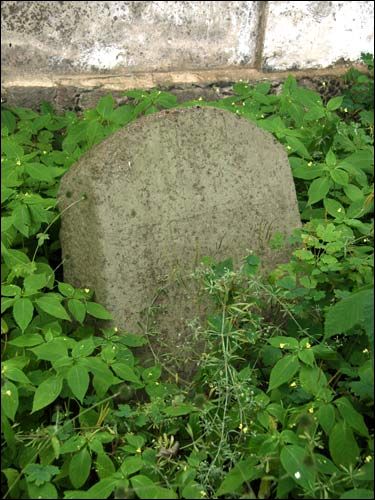  - Cmentarz chrześcijański. Kaplica grobowa. Pomnik nagrobny, 07 2008