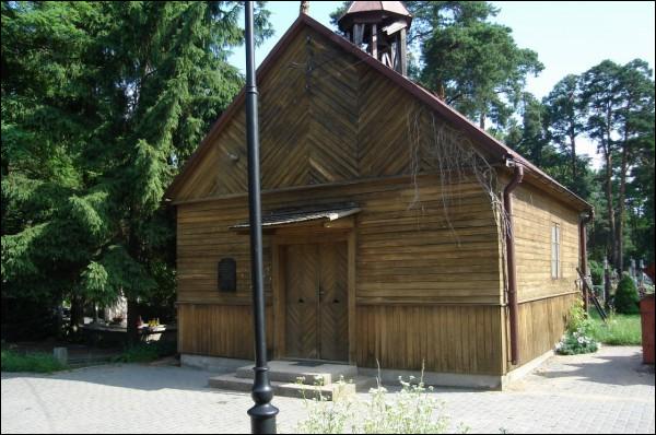 Аугустов. Кладбище католическое