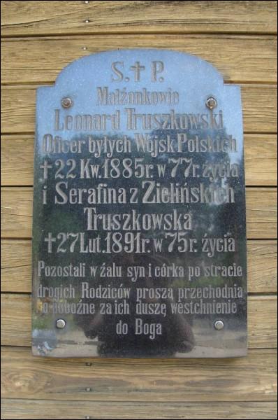 Аугустов. Кладбище католическое