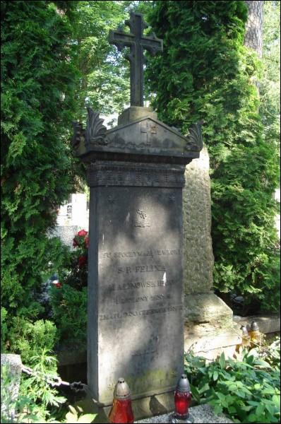 Аугустов. Кладбище католическое