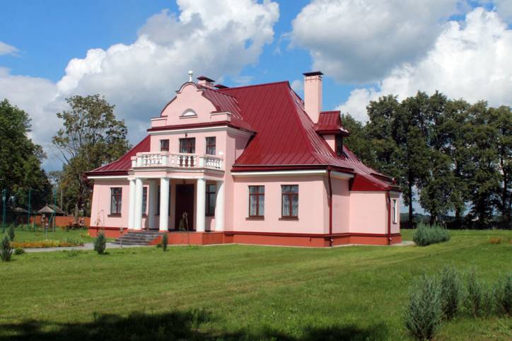 Малые Степанишки.  Усадьба 