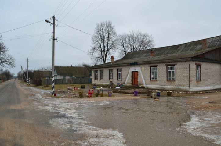 Karsakovičy. In the village 