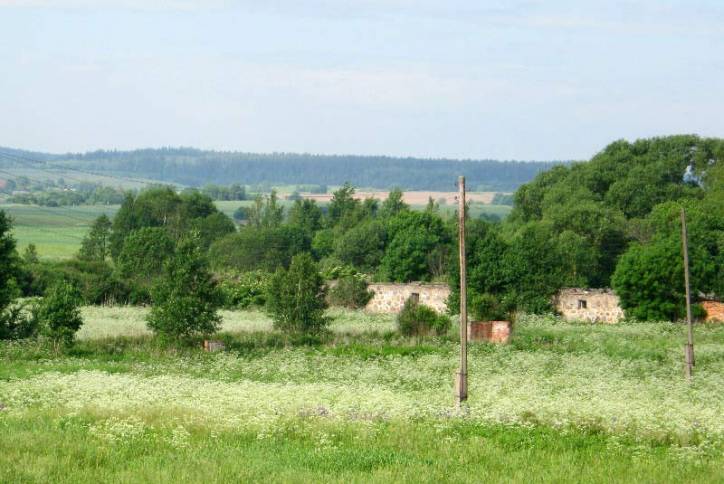  - Farmstead . View at the old farmstead