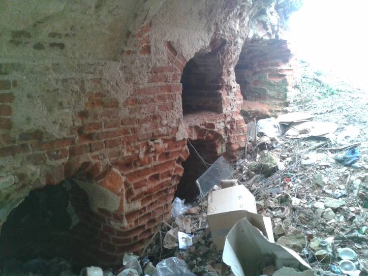 Čyrvonaja Dubrava (Makrany). The tomb of Woyniłłowicz