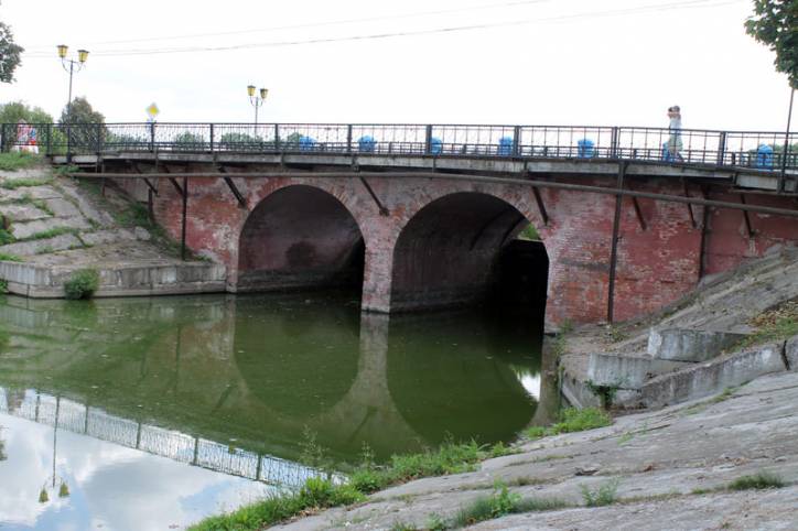 Town streets  .   - Town streets .