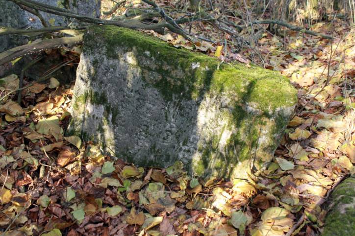 Люташ. Могілкі вайсковыя часоў 1-й сусветнай вайны 