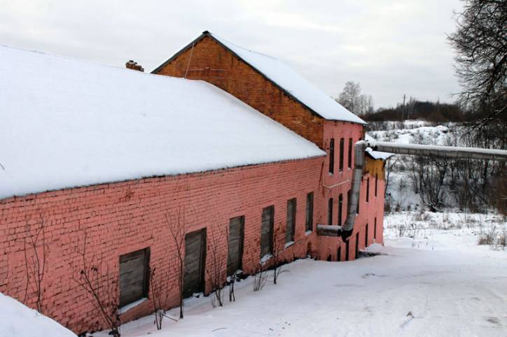  - Młyn wodny . 