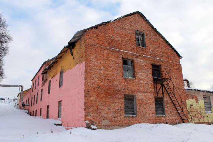  - Młyn wodny . 