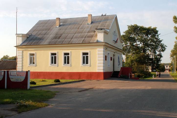 Сарья. Хозяйственный двор 