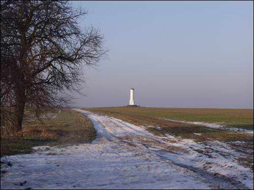 Скокі.   Мемарыяльная калона