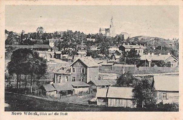  - Miasto na starych fotografiach . 