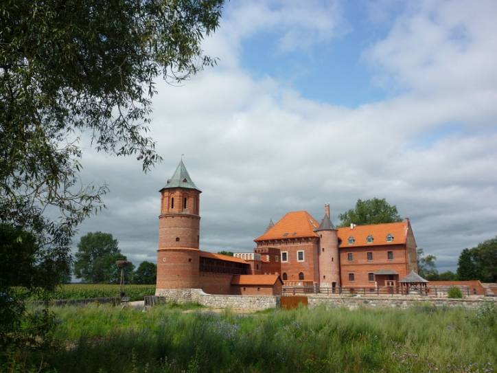 Zamek . Zrekonstruowany zamek w Tykocinie  -  Zamek. Zrekonstruowany zamek w Tykocinie
